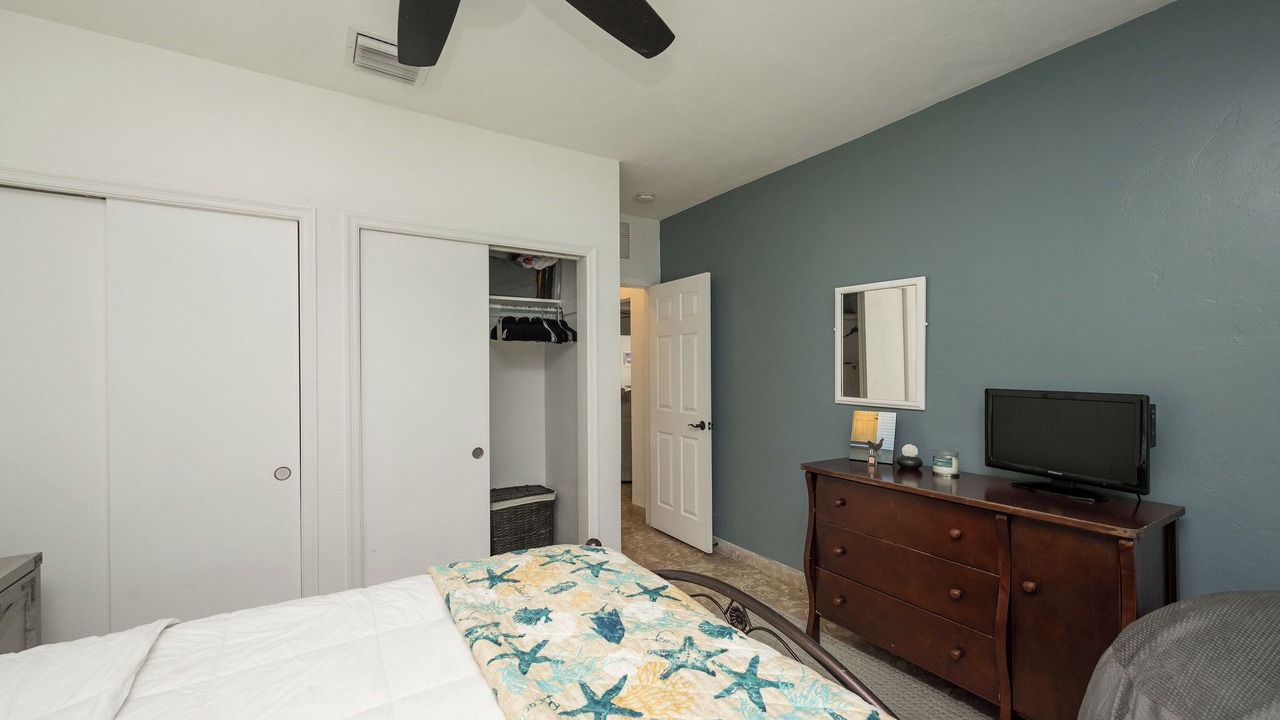 Photo of Bedroom in Midtown
