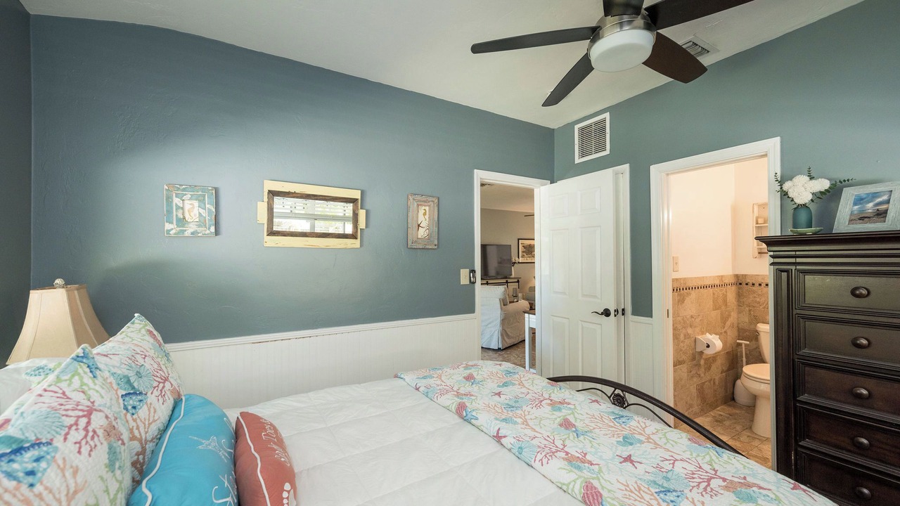 Photo of Bedroom in Midtown