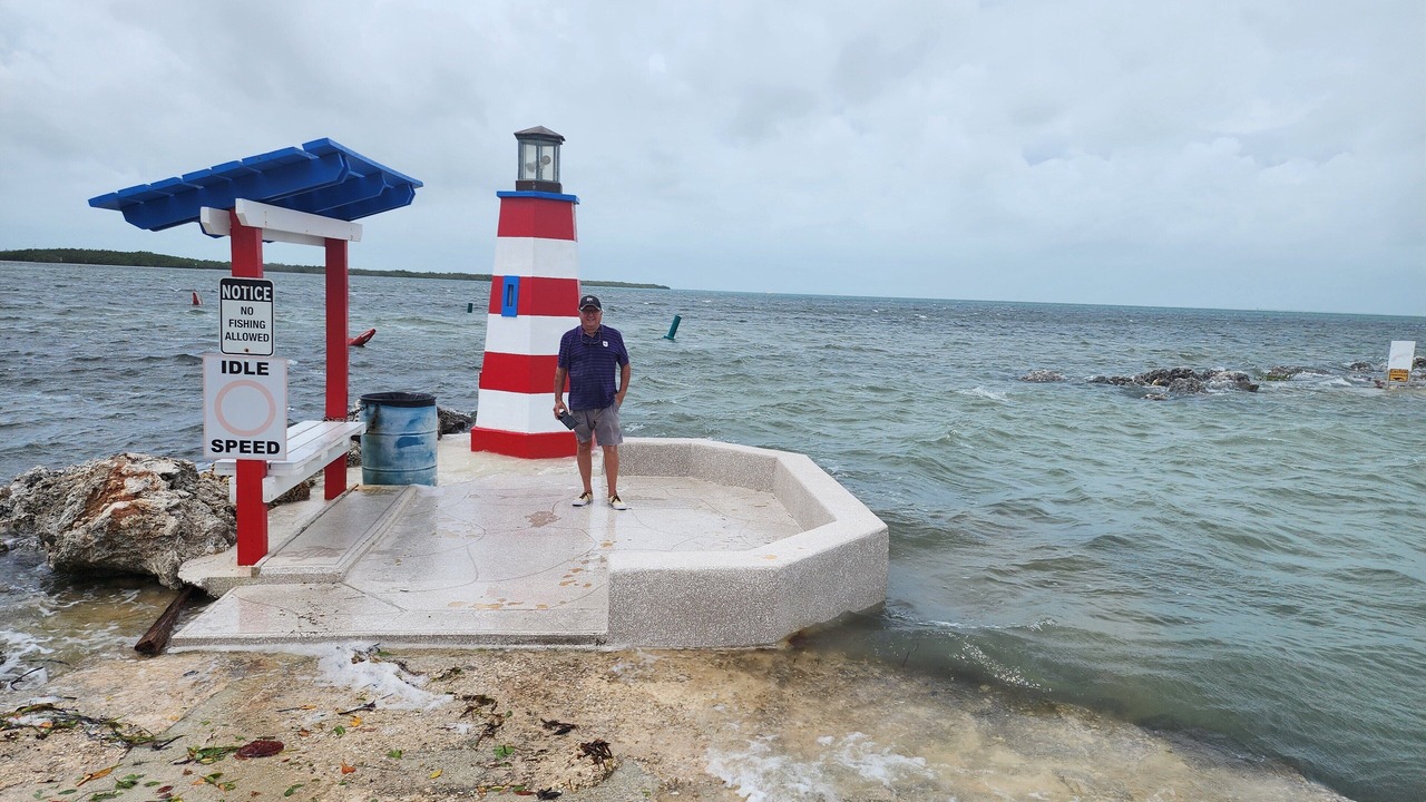 Photo of Others in Tavernier