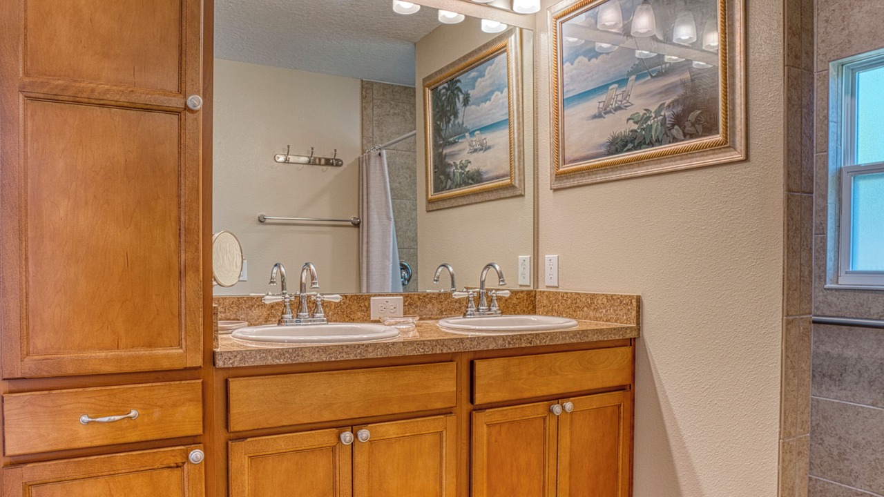 Photo of Bathroom in Saint Cloud