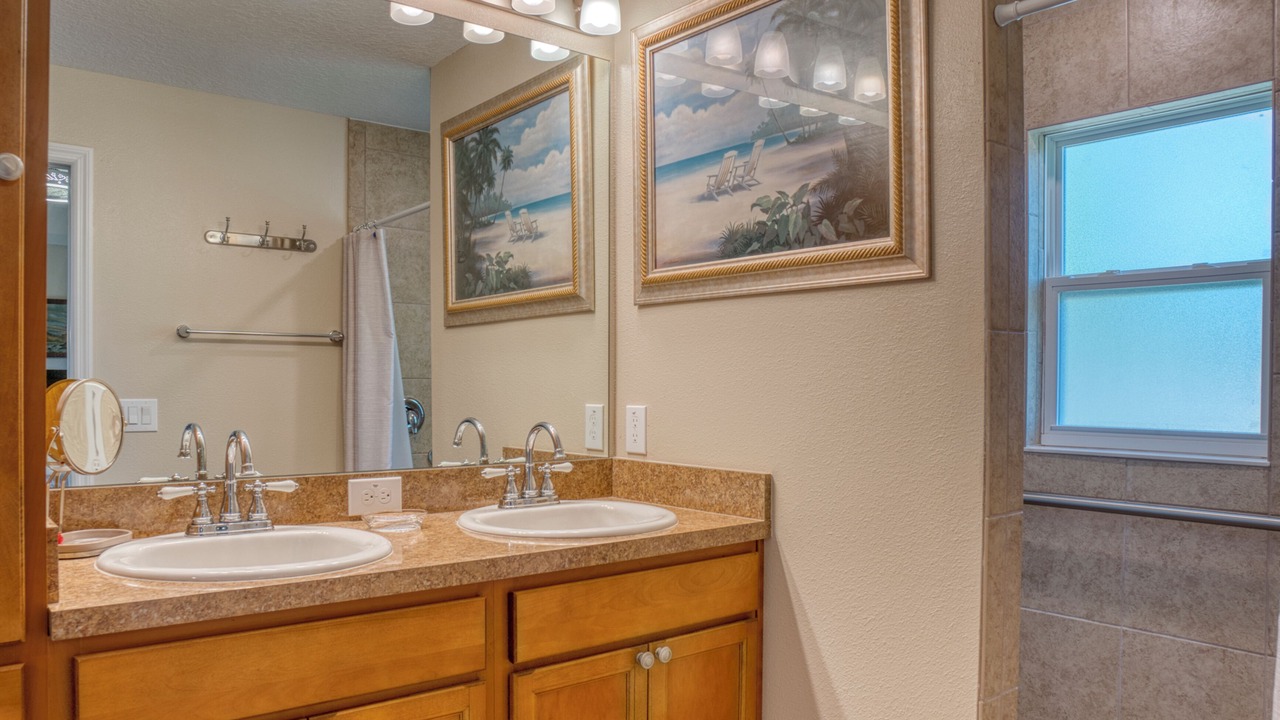 Photo of Bathroom in Saint Cloud