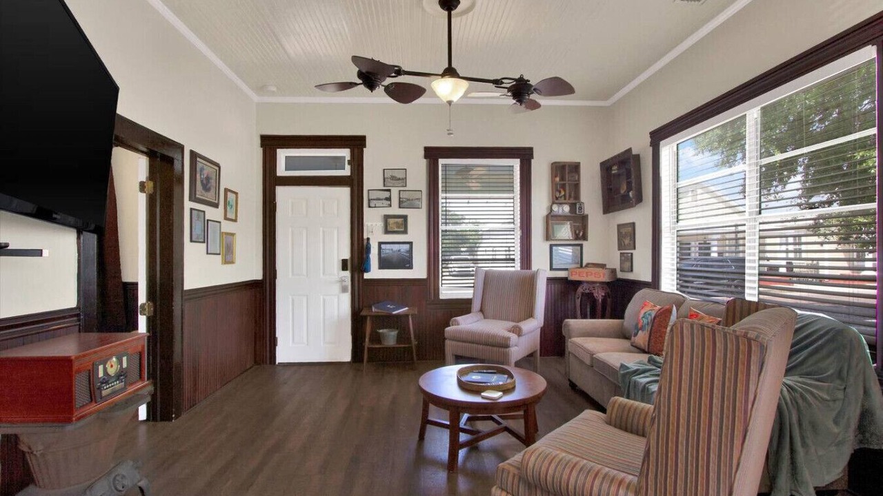 Photo of Livingroom in Historic Ybor
