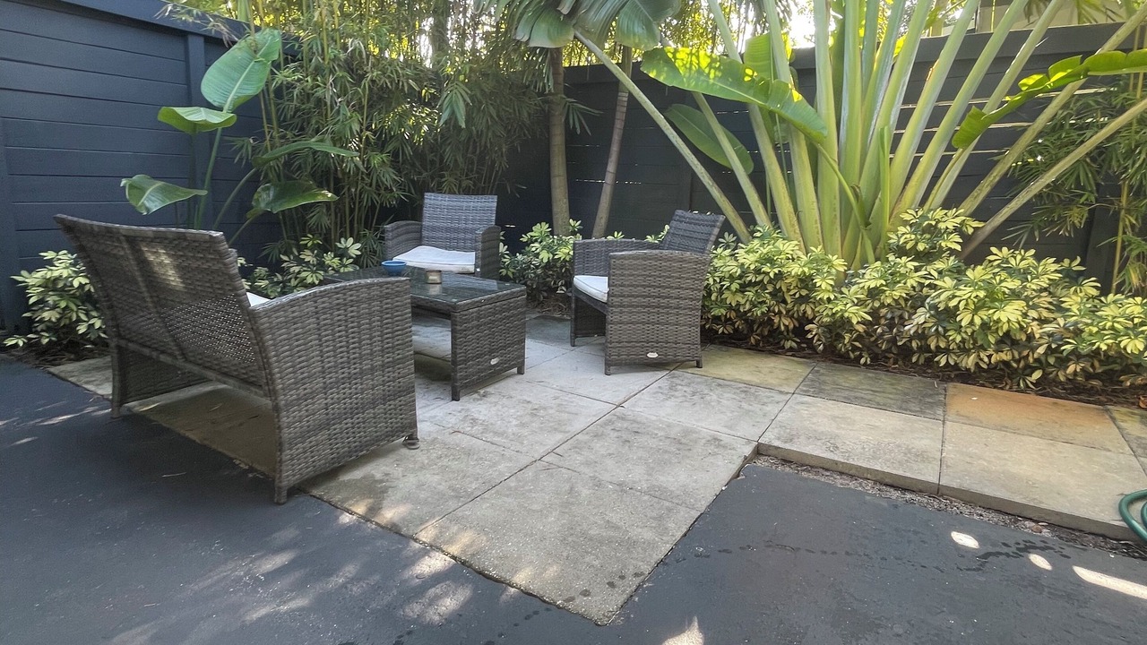 Photo of Patio Balcony in South Middle River