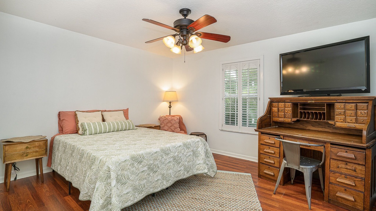 Photo of Bedroom in North River Shores