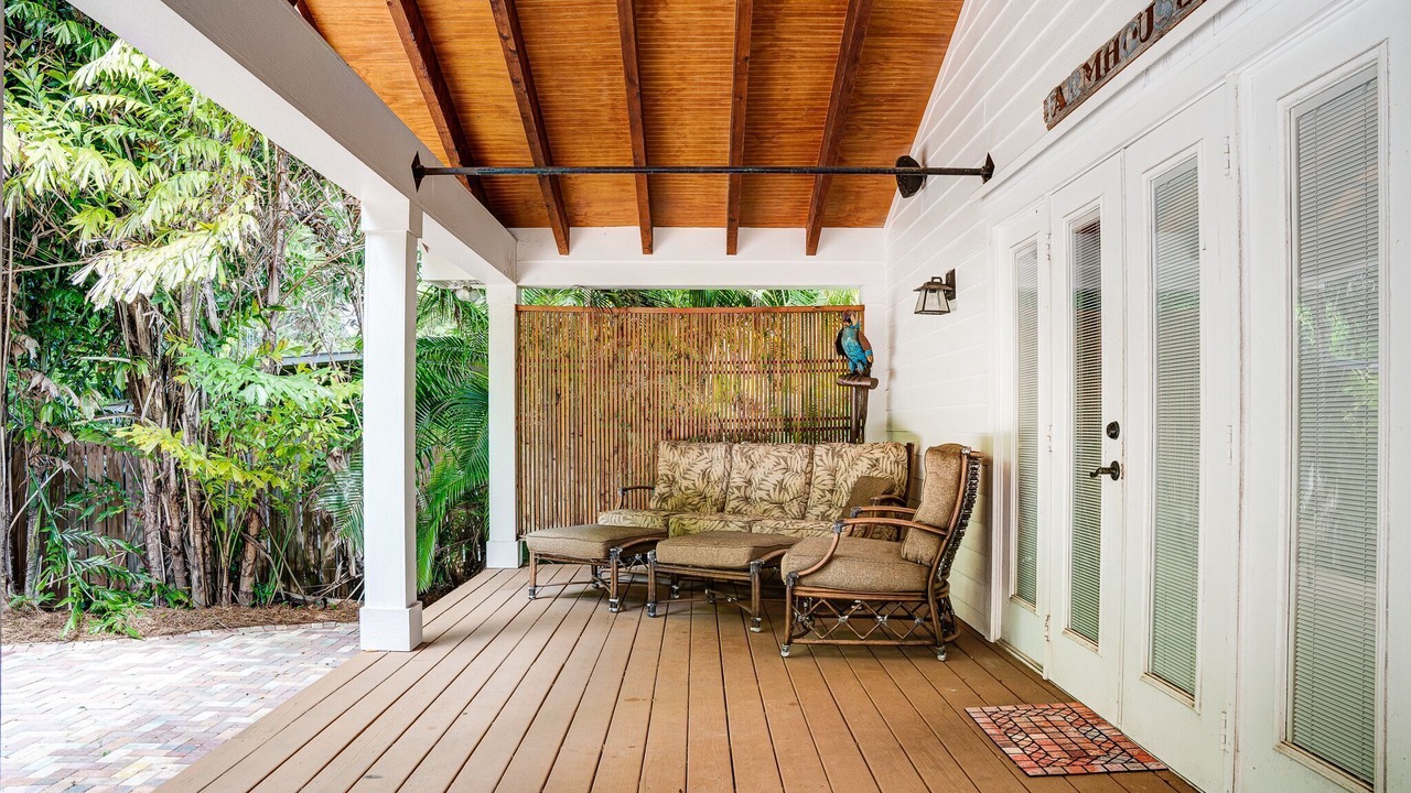 Photo of Patio Balcony in North River Shores