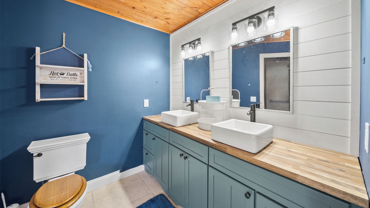 Photo of Bathroom in Youngstown