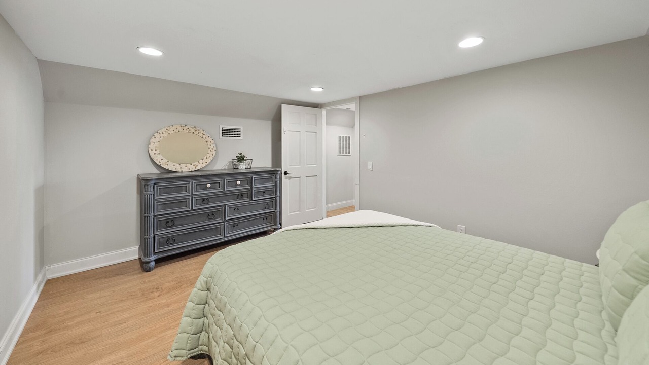 Photo of Bedroom in Youngstown