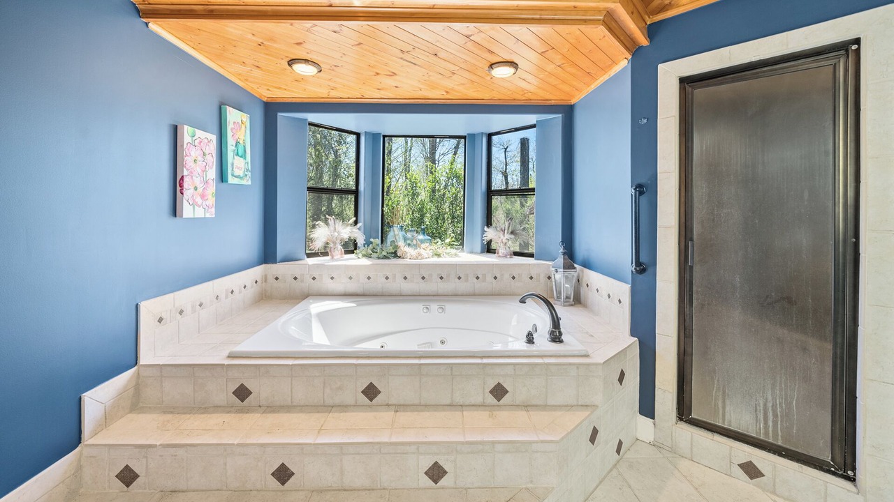 Photo of Bathroom in Youngstown