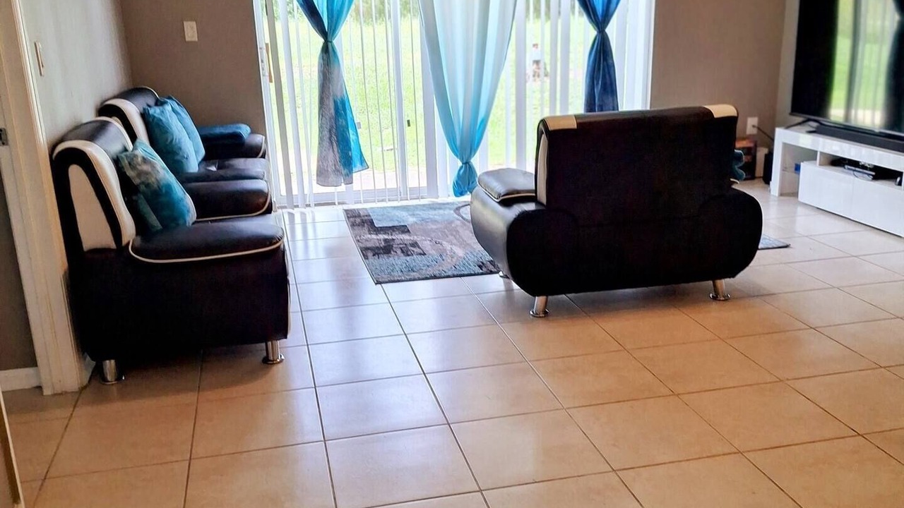 Photo of Livingroom in Westminister