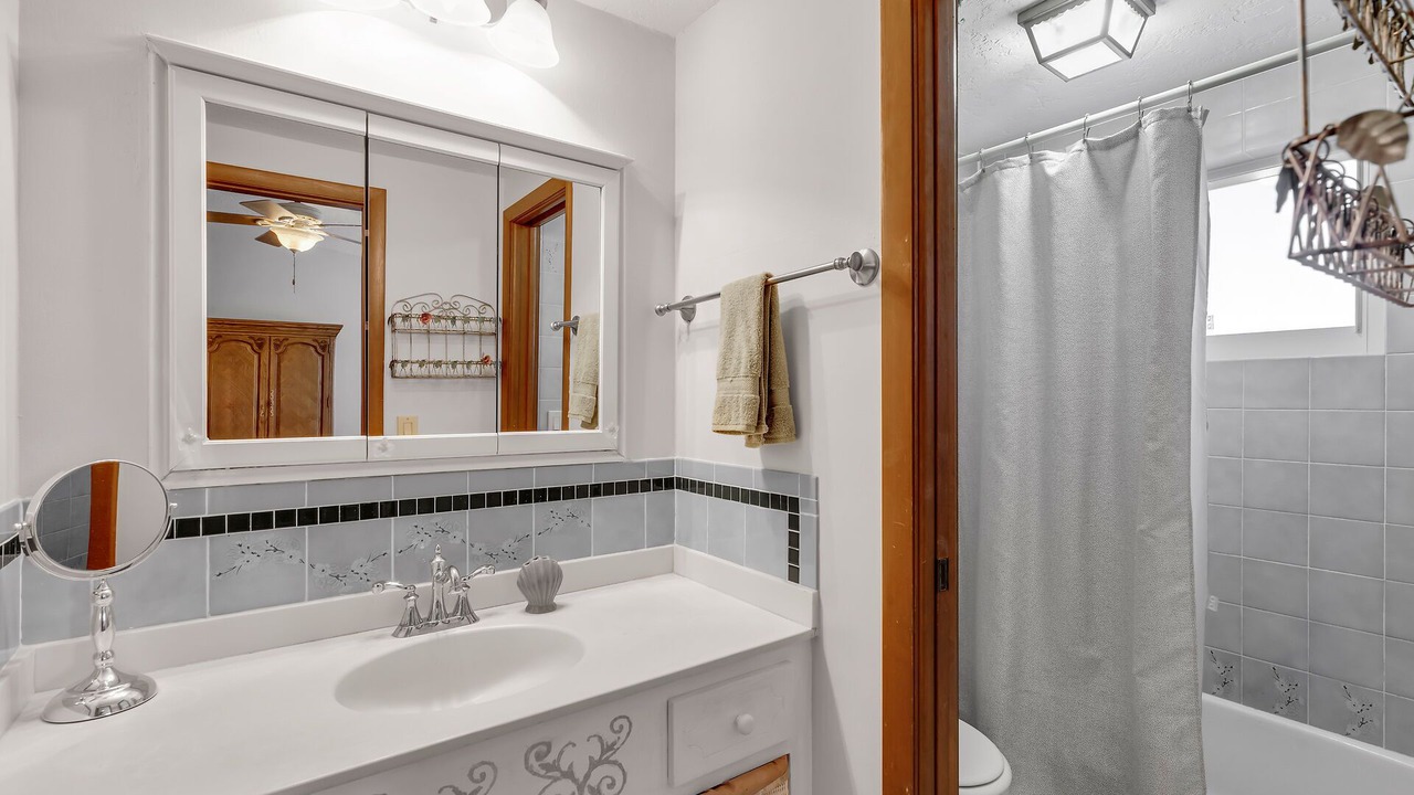Photo of Bathroom in Islamorada