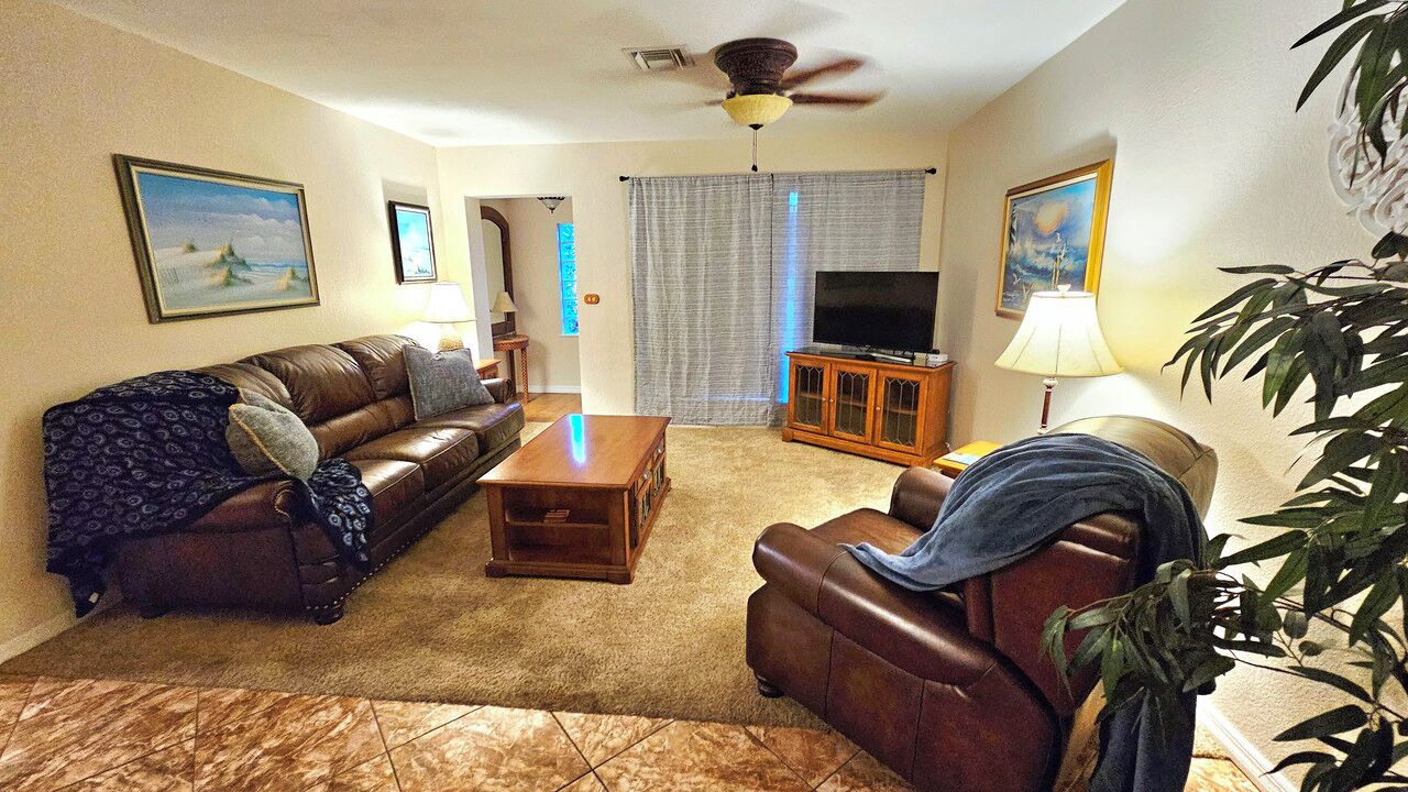 Photo of Livingroom in Pembroke Pines