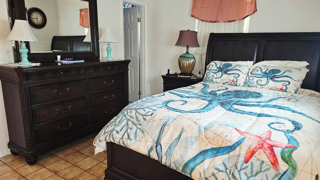 Photo of Bedroom in Pembroke Pines