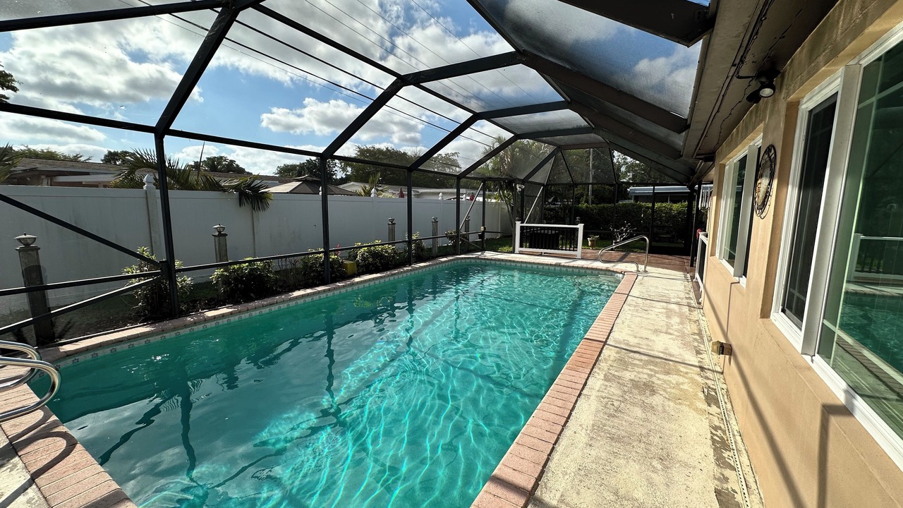 Photo of Outdoor in Pembroke Pines