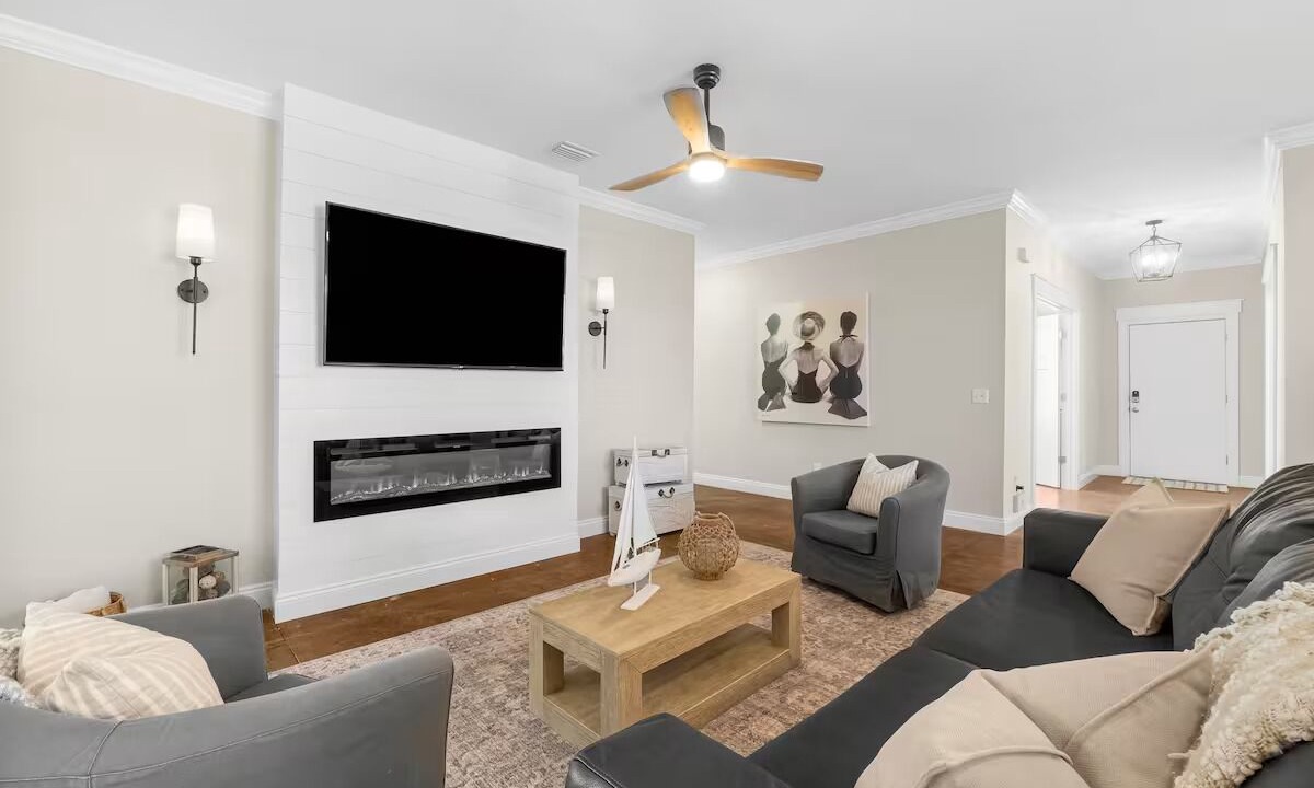 Photo of Bedroom in Holiday Beach