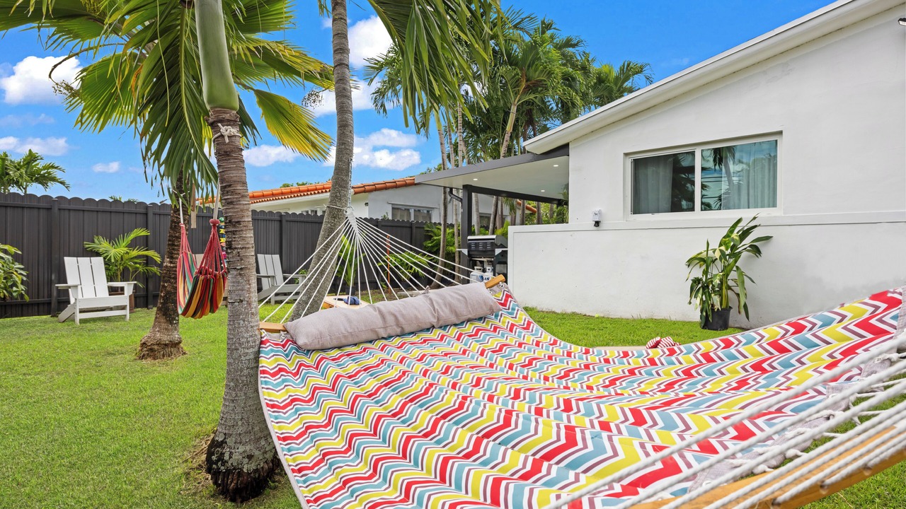 Photo of Patio Balcony in Coral Terrace