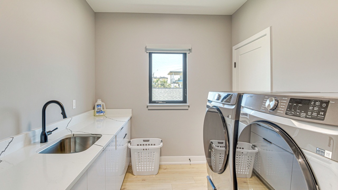 Photo of Bedroom in Avalon by the Sea