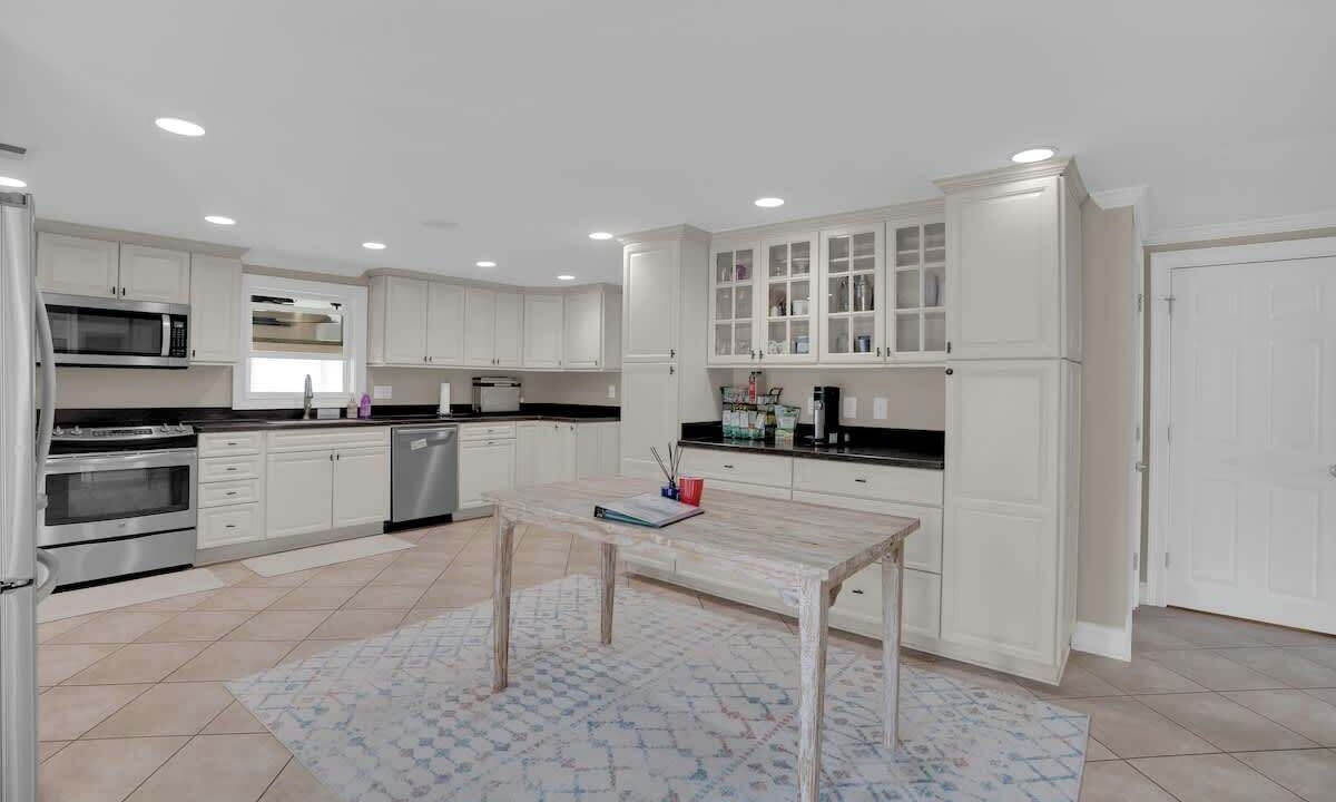 Photo of Kitchen in Hollands Landing