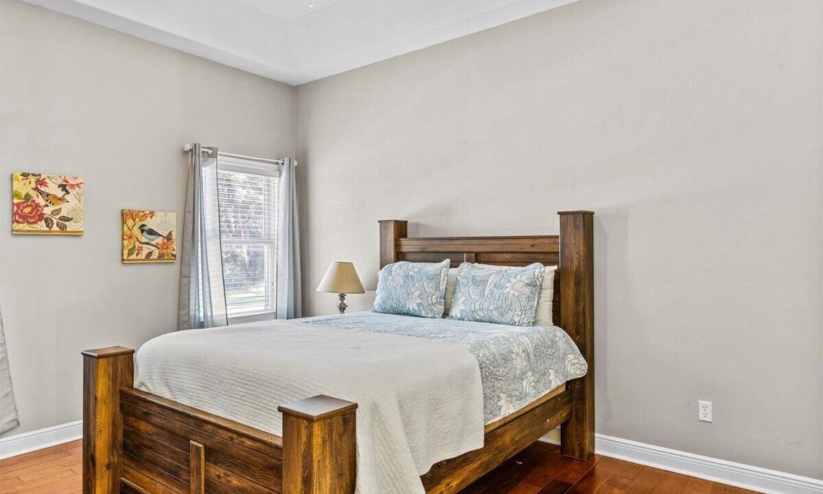 Photo of Bedroom in Trenton