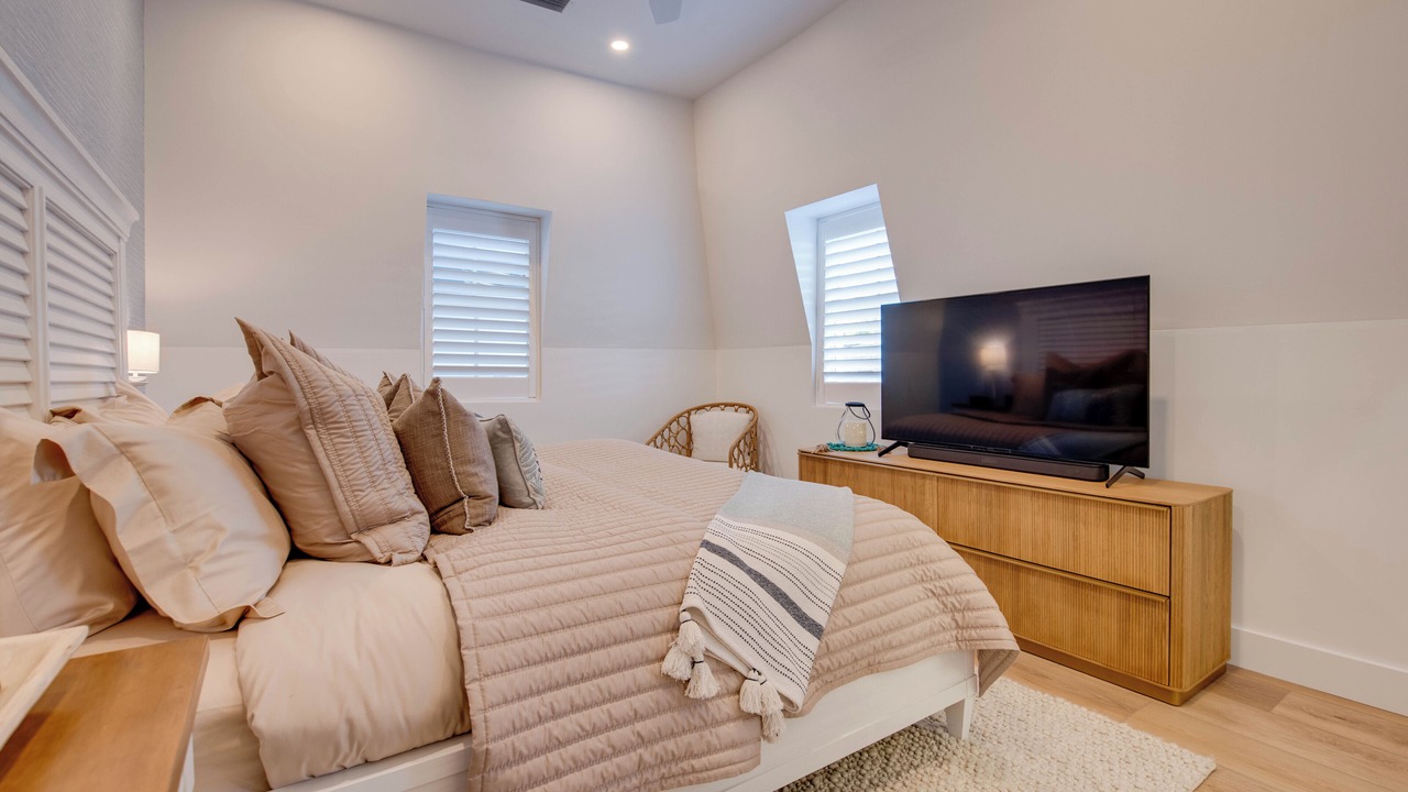 Photo of Bedroom in Historic Seaport