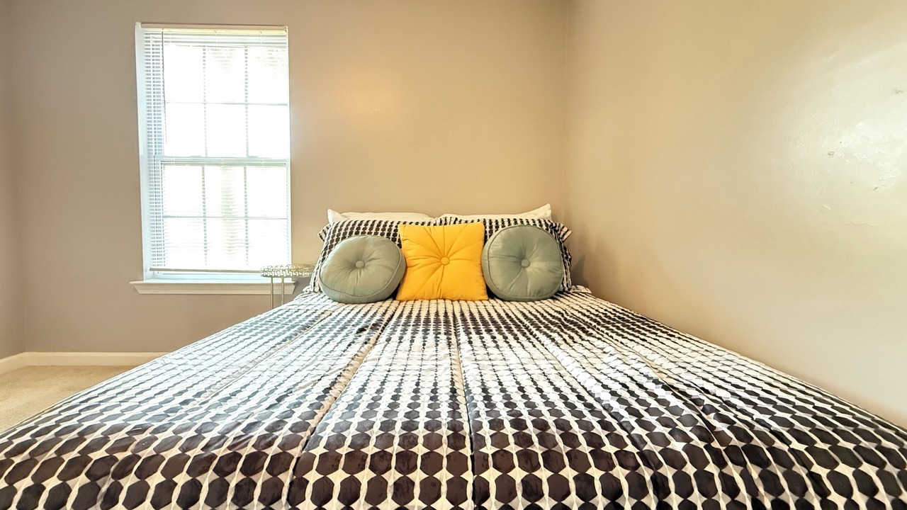 Photo of Bedroom in Tallahassee