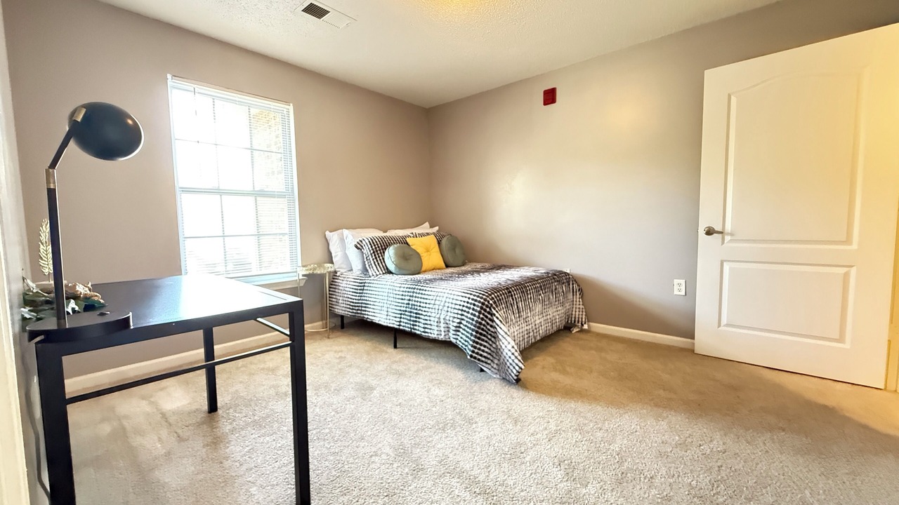 Photo of Bedroom in Tallahassee
