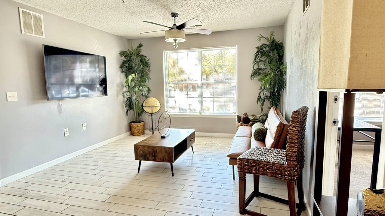 Photo of Livingroom in Tallahassee