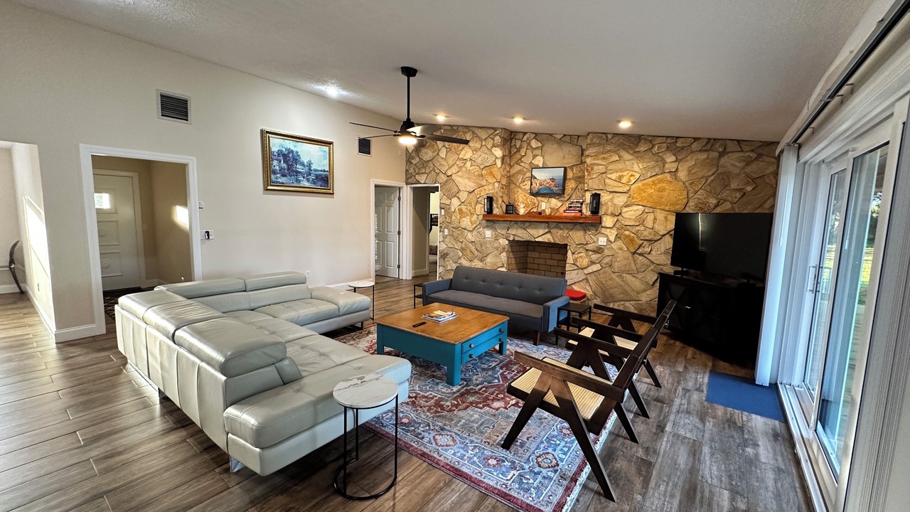 Photo of Livingroom in Odessa