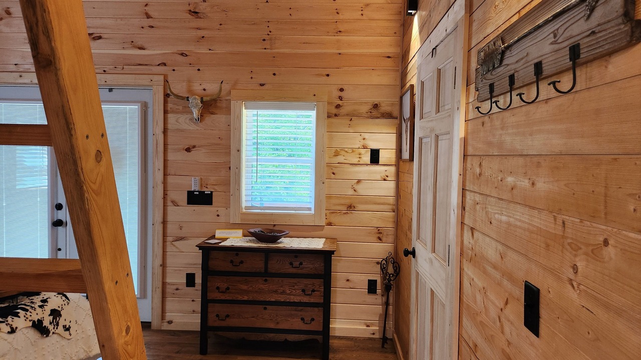 Photo of Bedroom in Cullowhee