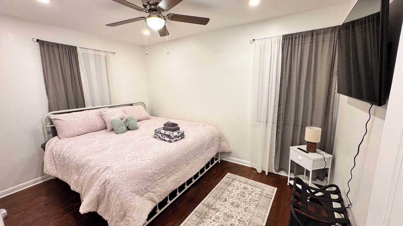 Photo of Bedroom in Northeast Pensacola