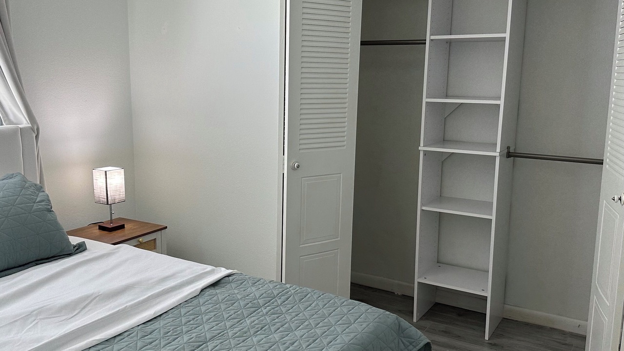 Photo of Bedroom in Lake Magdalene