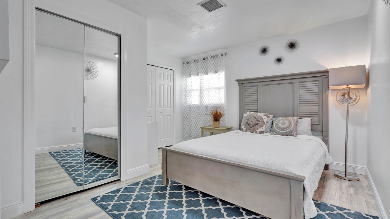 Photo of Bedroom in Plantation Estates