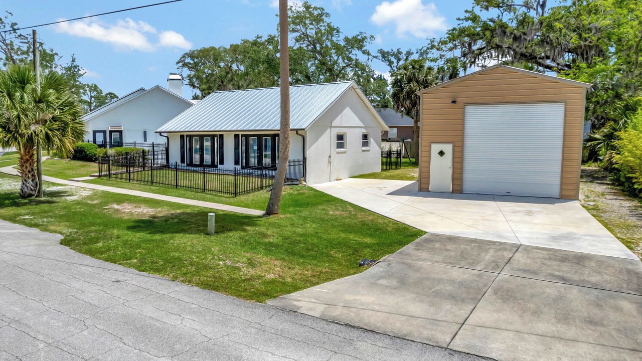 Photo of Outdoor in Plantation Estates