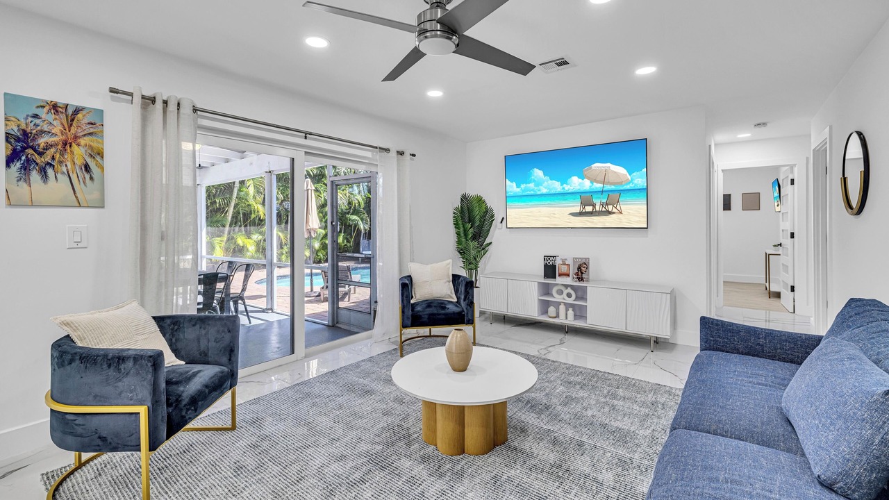 Photo of Livingroom in Tropic Palms