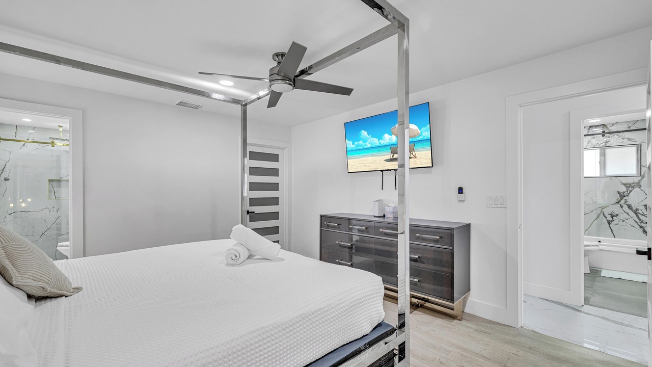 Photo of Bedroom in Tropic Palms