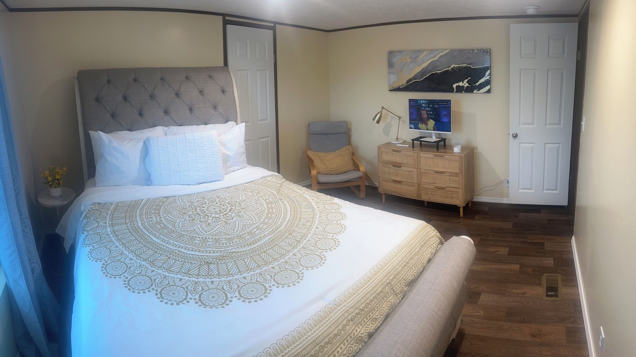 Photo of Bedroom in Interchange Square