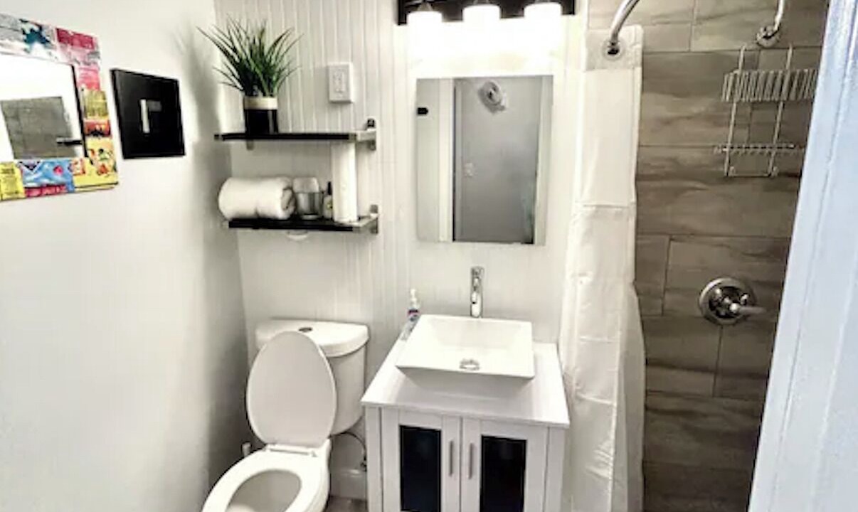 Photo of Bathroom in Downtown Jacksonville