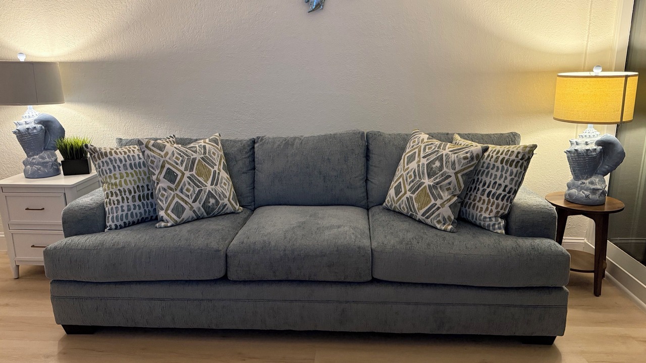 Photo of Livingroom in Davis