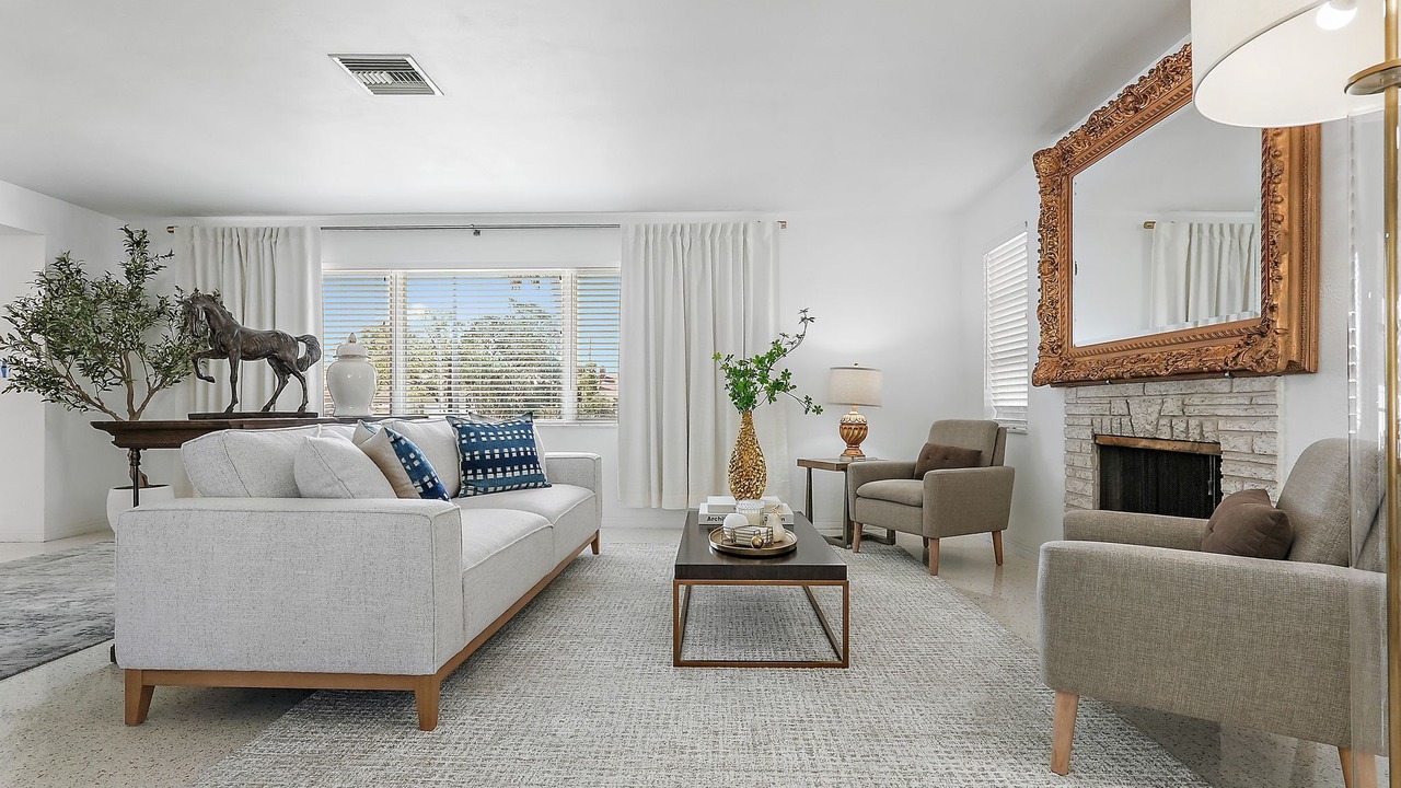 Photo of Livingroom in South Pinellas Community Council