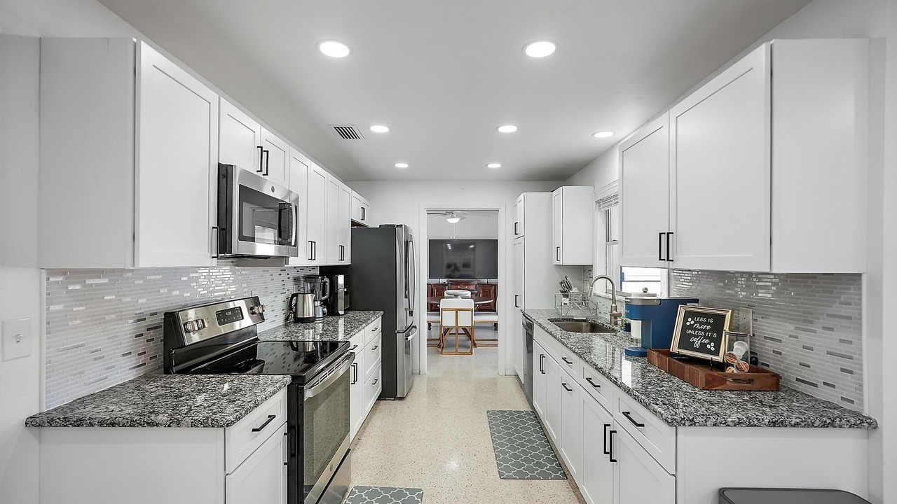 Photo of Kitchen in South Pinellas Community Council