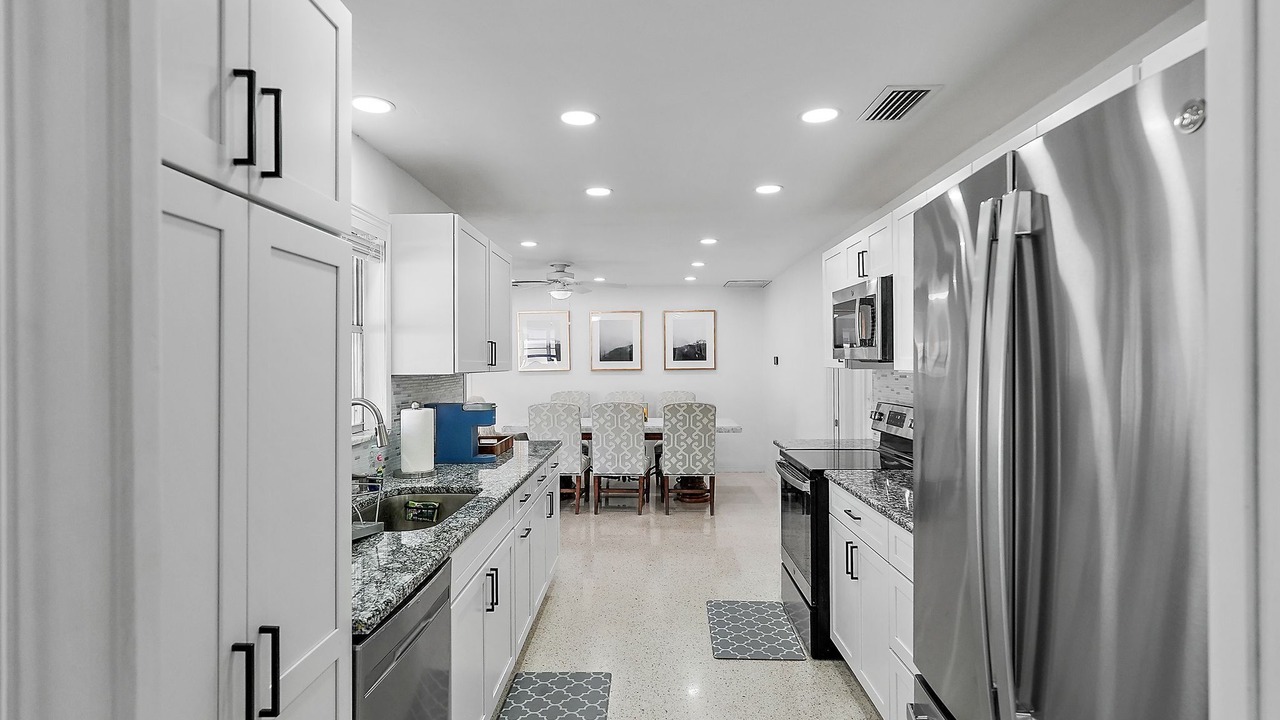 Photo of Kitchen in South Pinellas Community Council