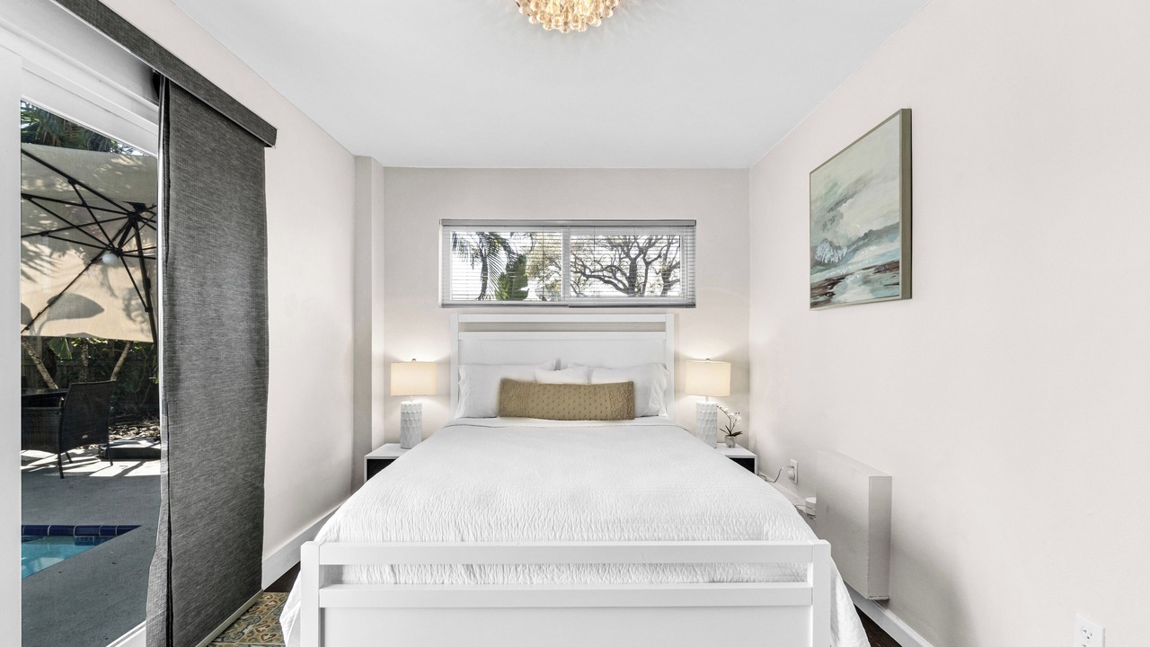 Photo of Bedroom in Sunset