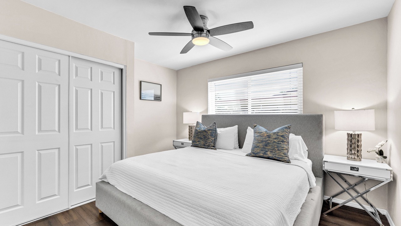Photo of Bedroom in Sunset
