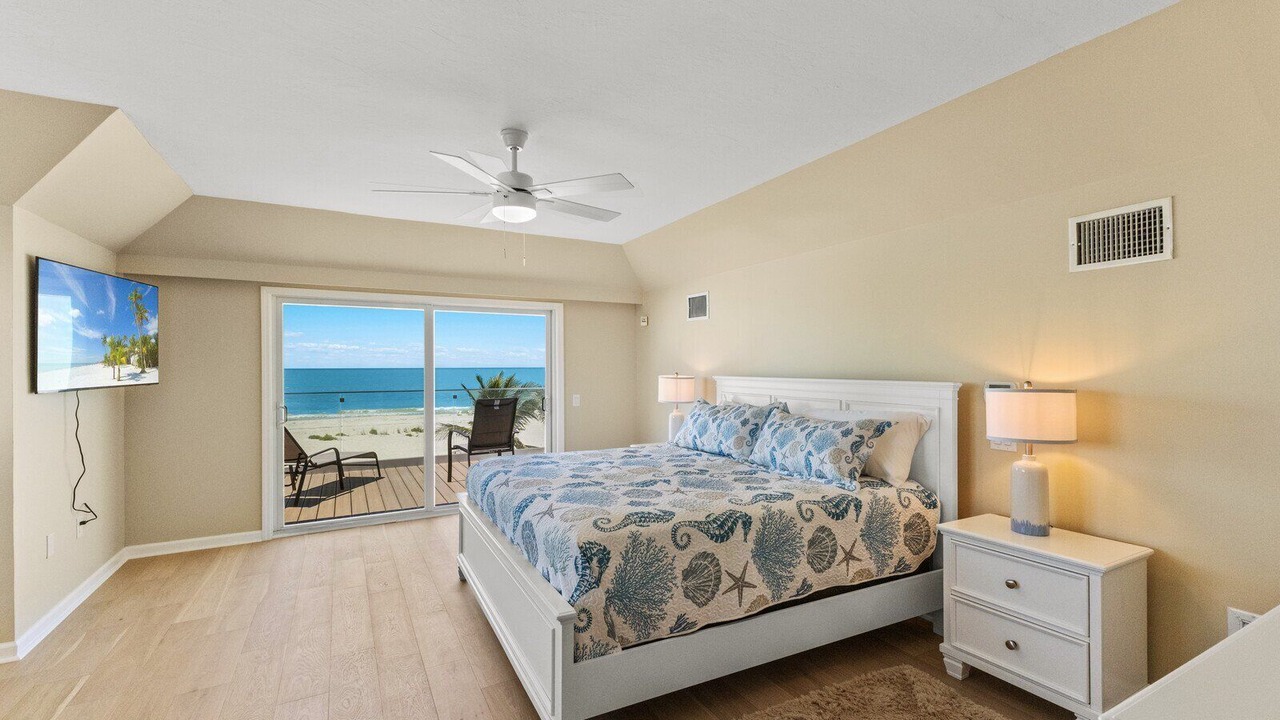 Photo of Bedroom in Boca Grande
