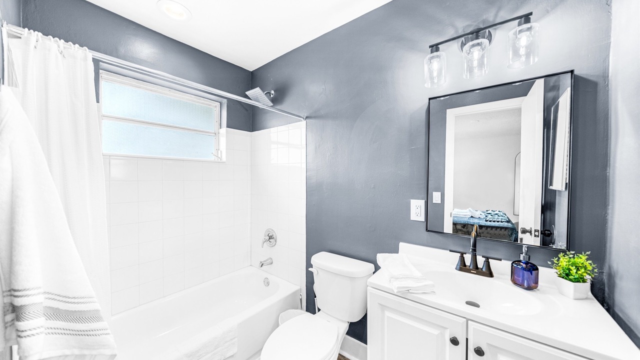 Photo of Bathroom in Survey Creek