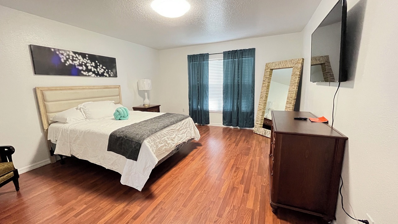 Photo of Bedroom in Deltona Lakes