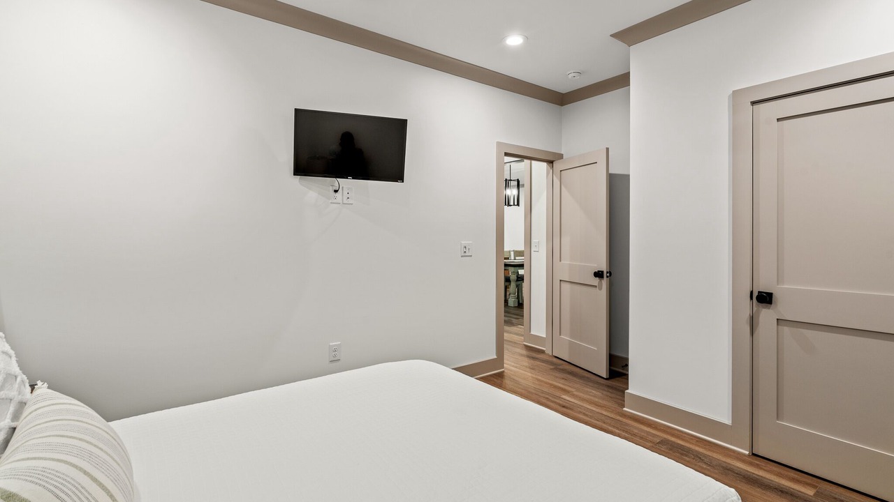 Photo of Bedroom in Foley