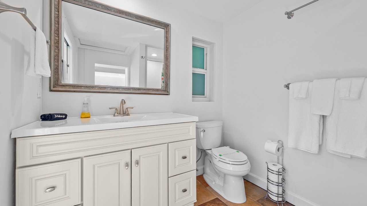 Photo of Bathroom in Old Northwood Historic District