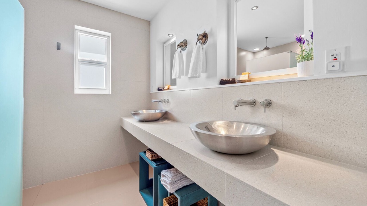 Photo of Bathroom in Old Northwood Historic District