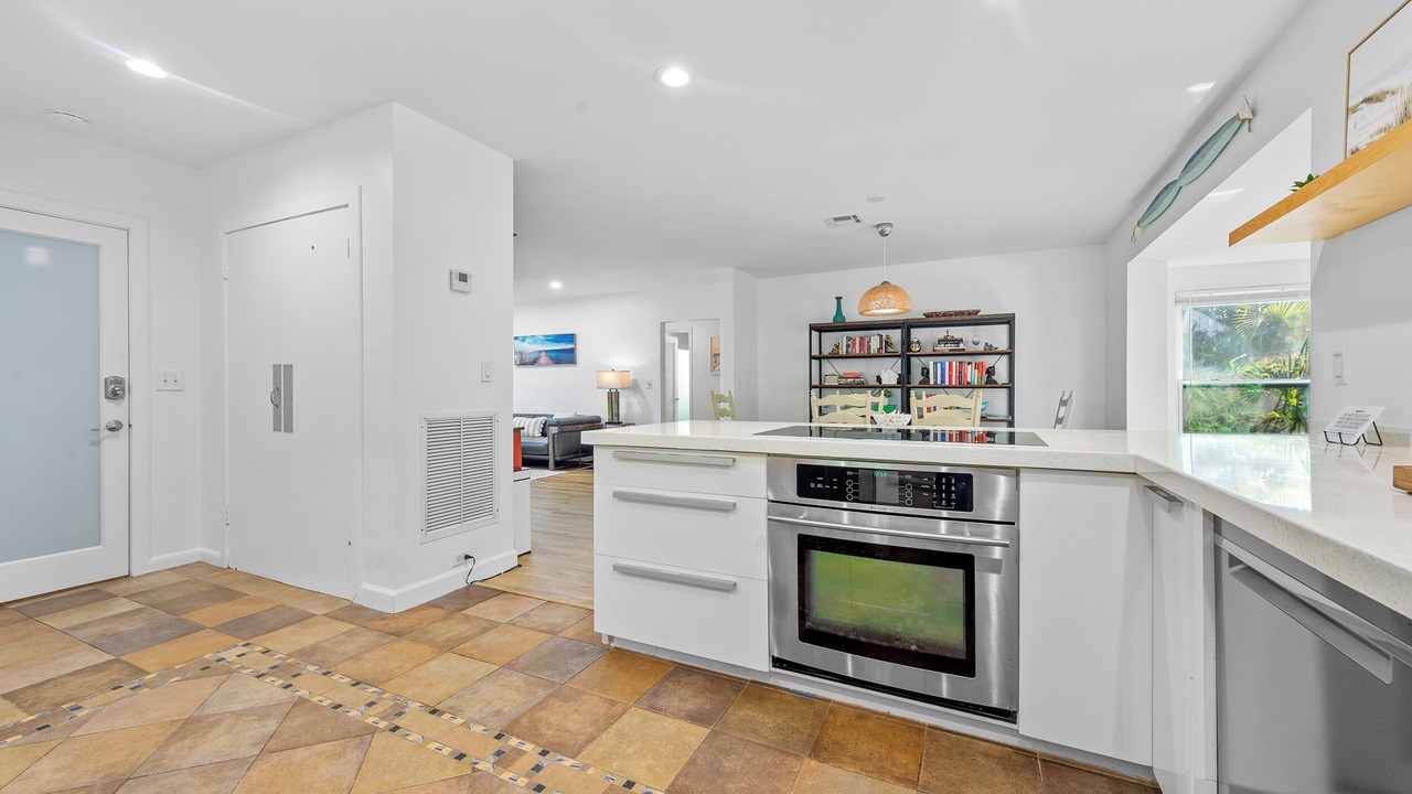 Photo of Kitchen in Old Northwood Historic District