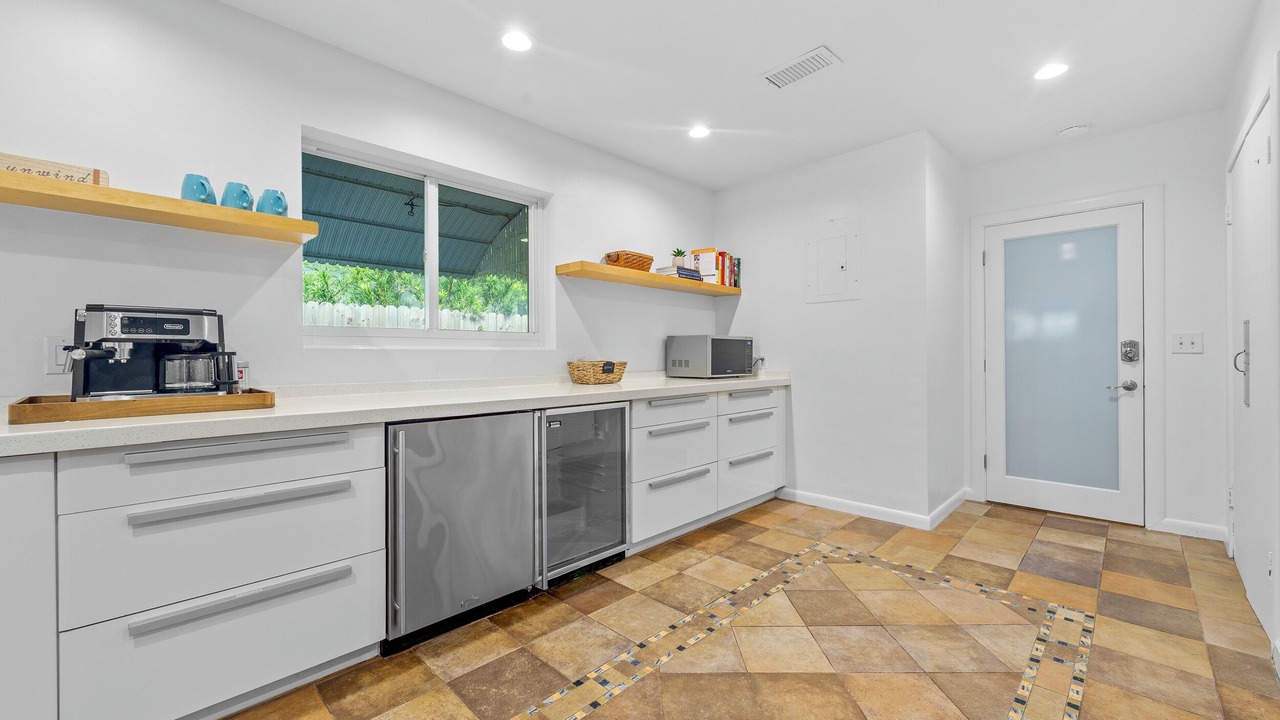 Photo of Kitchen in Old Northwood Historic District